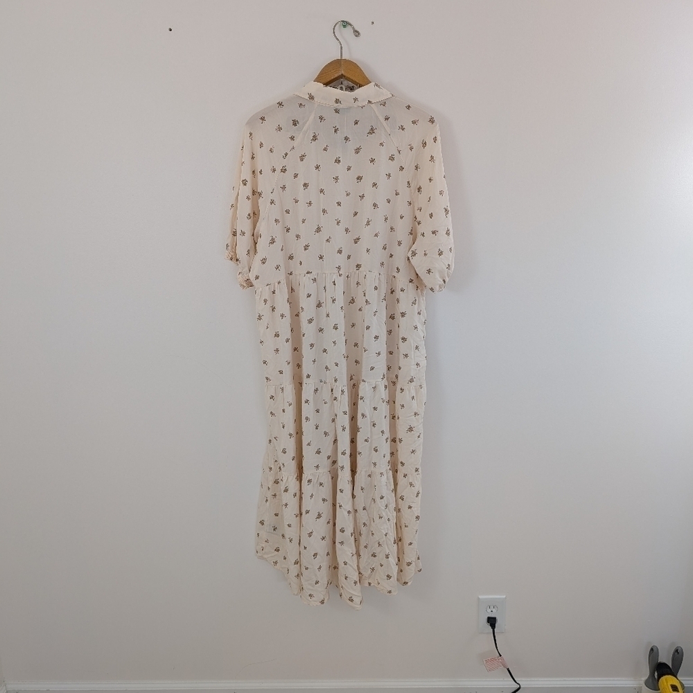 Torrid Dress Women's 1X White Cream Floral Shirtdress Maxi Challis Hi Low Tier
